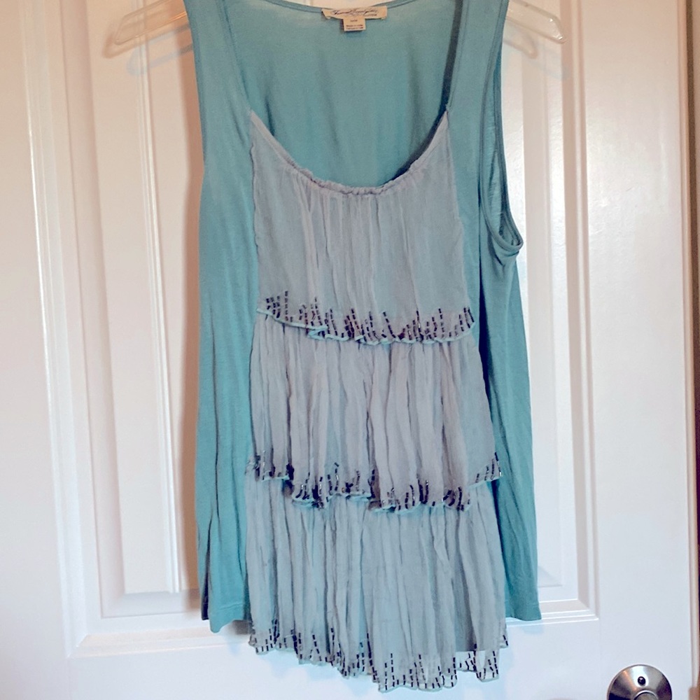 Sleeveless top